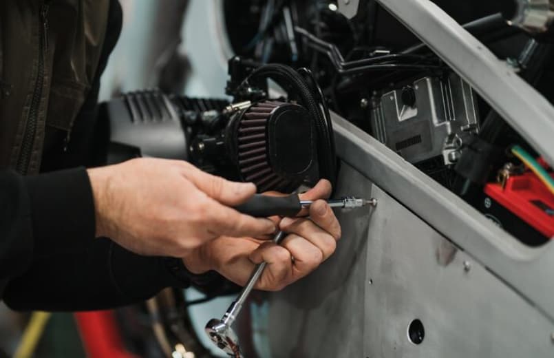 تعویض گردگیر جعبه فرمان - سالوک